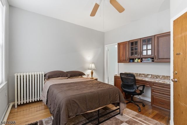 742 Avenue A, Bayonne City, NJ 07002