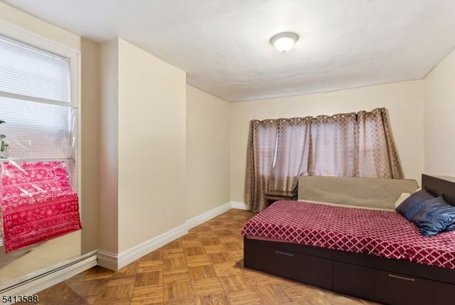 742 Avenue A, Bayonne City, NJ 07002