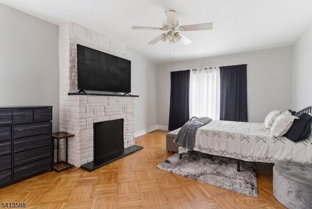 742 Avenue A, Bayonne City, NJ 07002