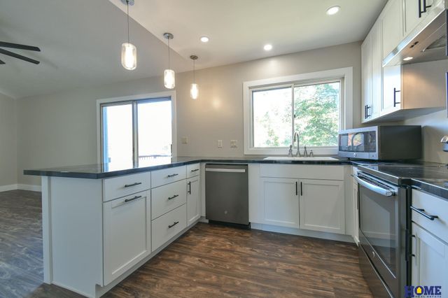 2610 Surrey Court, Lincoln, NE 68512