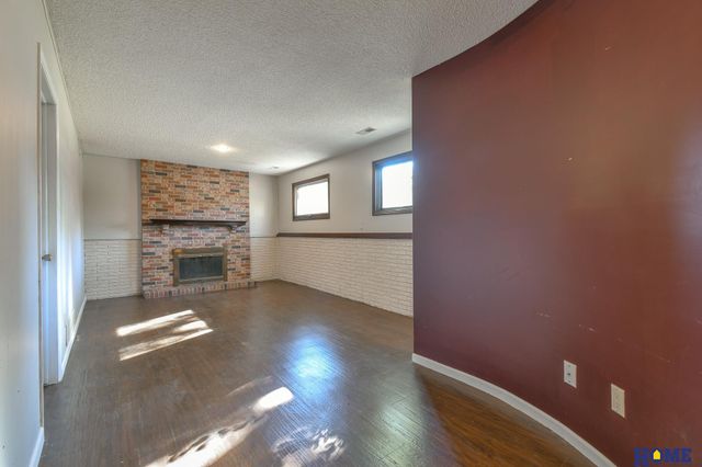 2610 Surrey Court, Lincoln, NE 68512