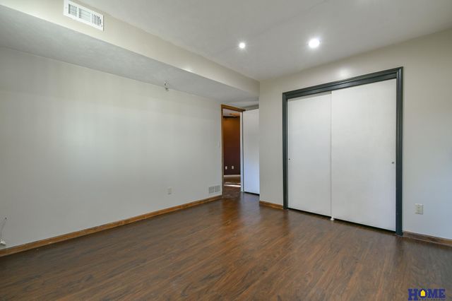 2610 Surrey Court, Lincoln, NE 68512