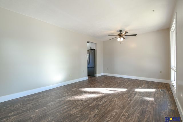 2610 Surrey Court, Lincoln, NE 68512