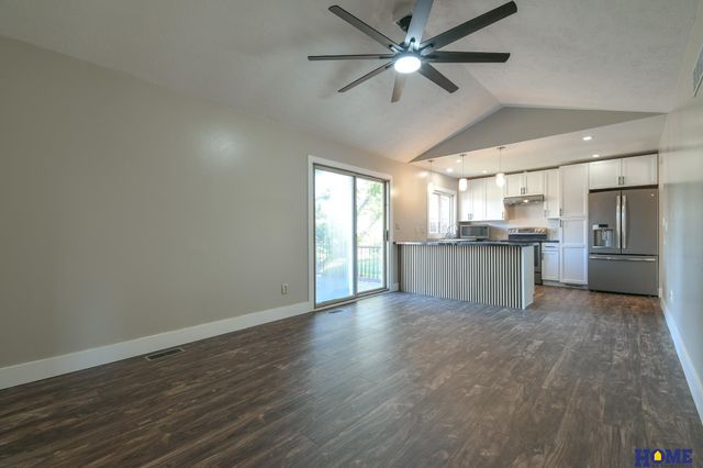 2610 Surrey Court, Lincoln, NE 68512