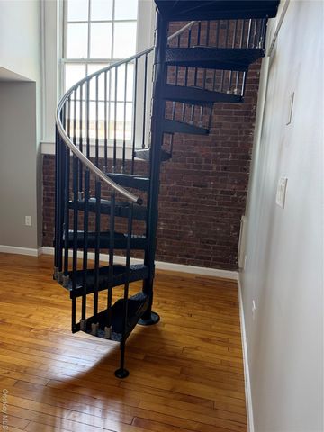 94 4th Avenue 208, Bay Shore, NY 11706