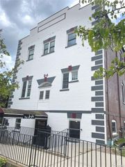 94 4th Avenue 208, Bay Shore, NY 11706