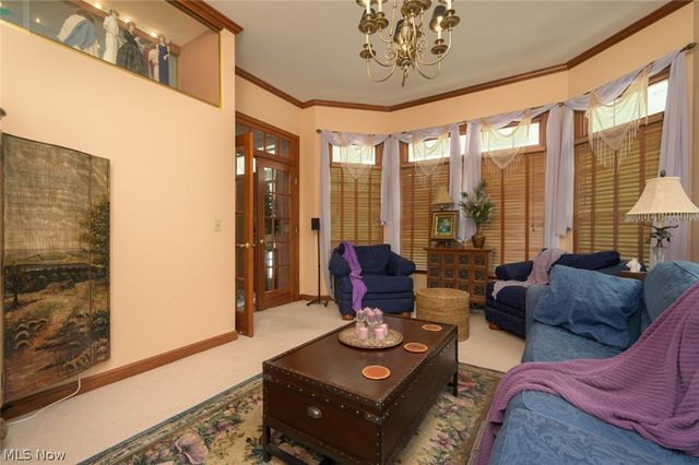 1015 Cambridge Court NE, Warren, OH 44484