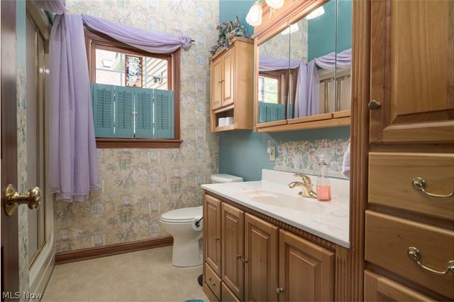 1015 Cambridge Court NE, Warren, OH 44484