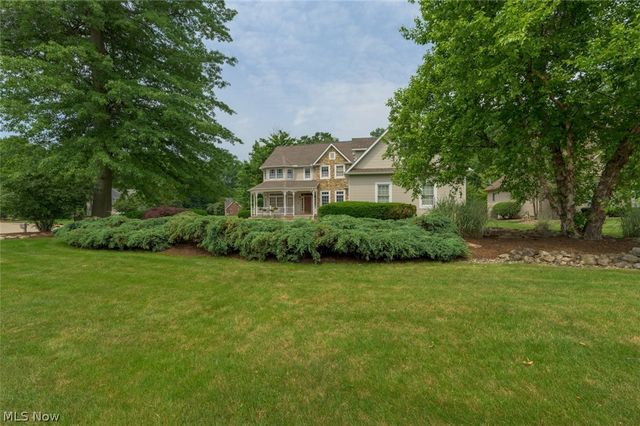 1015 Cambridge Court NE, Warren, OH 44484