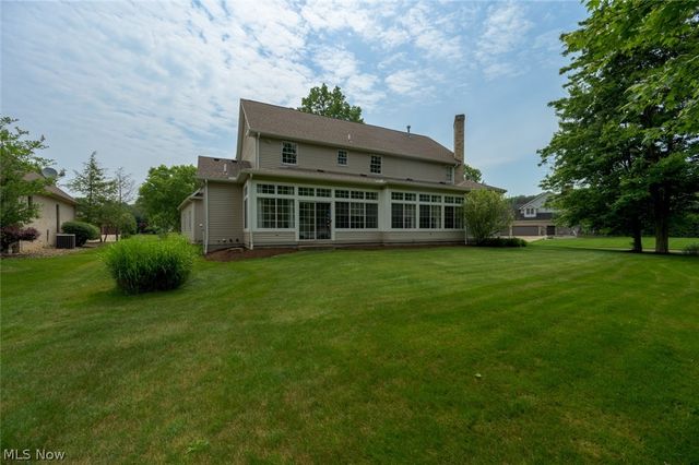 1015 Cambridge Court NE, Warren, OH 44484