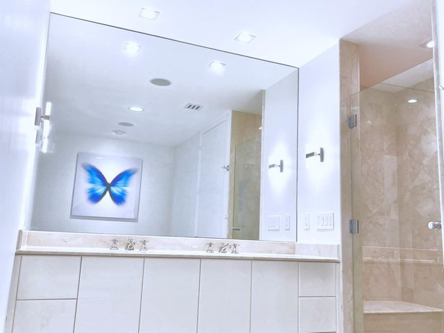 100 S Pointe Drive 602, Miami Beach, FL 33139