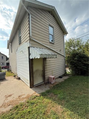 1301 Packer St, Mckeesport, PA 15132