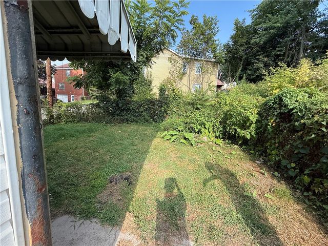 1301 Packer St, Mckeesport, PA 15132