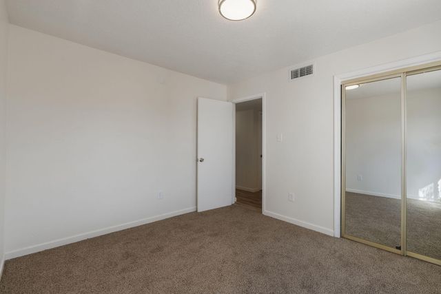 409 Merlida Street SW, Albuquerque, NM 87121