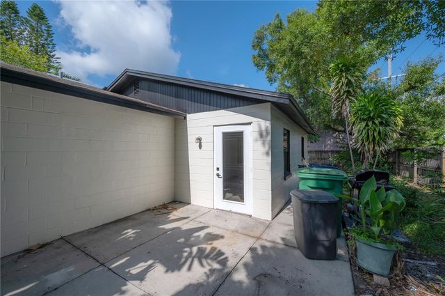 6901 S FITZGERALD STREET, Tampa, FL 33616