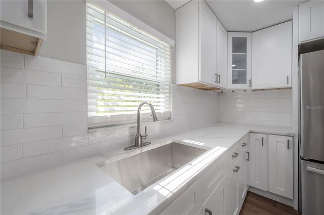 6901 S FITZGERALD STREET, Tampa, FL 33616