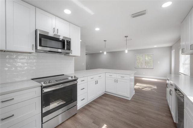 6901 S FITZGERALD STREET, Tampa, FL 33616