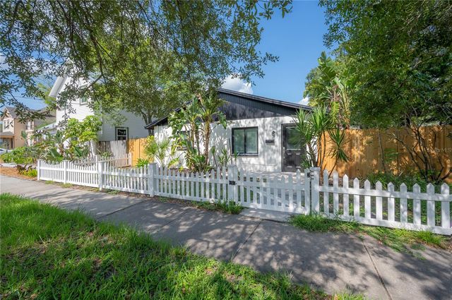 6901 S FITZGERALD STREET, Tampa, FL 33616