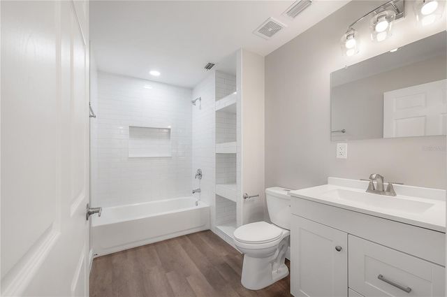 6901 S FITZGERALD STREET, Tampa, FL 33616