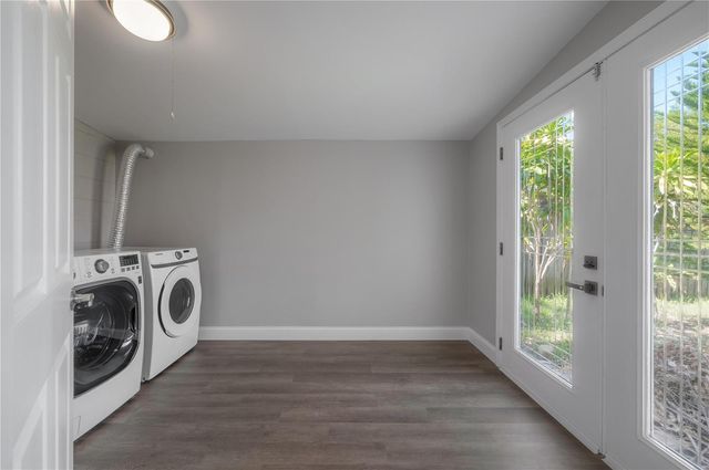 6901 S FITZGERALD STREET, Tampa, FL 33616