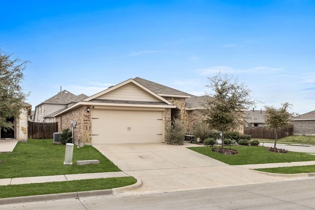 2260 Torch Lake Drive, Forney, TX 75126