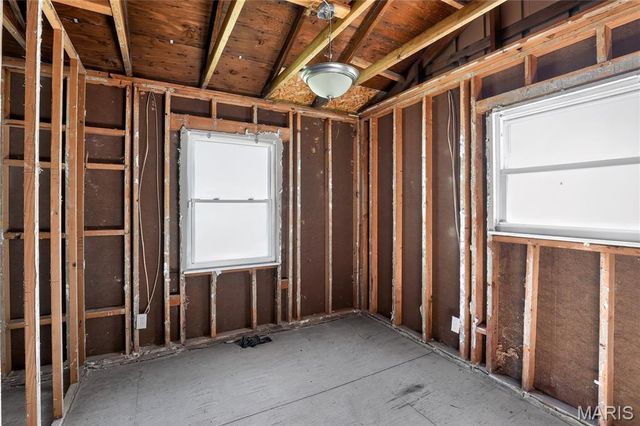 1440 Columbus Drive, St Louis, MO 63138