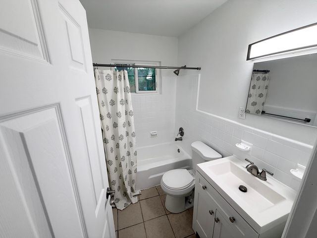 912 SE TARPON Avenue, Stuart, FL 34994