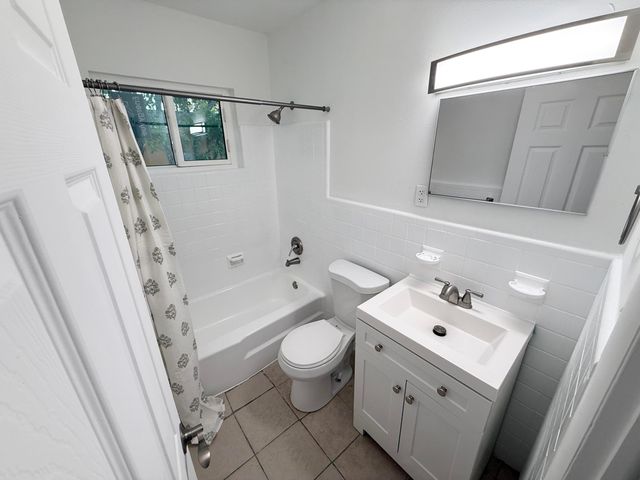 912 SE TARPON Avenue, Stuart, FL 34994