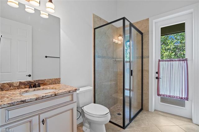 61 Constitution DR, Naples, FL 34112