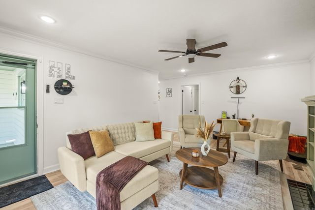 220 N Monroe Street, Little Rock, AR 72205