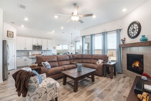 14852 Equine Trail, Fort Worth, TX 76052