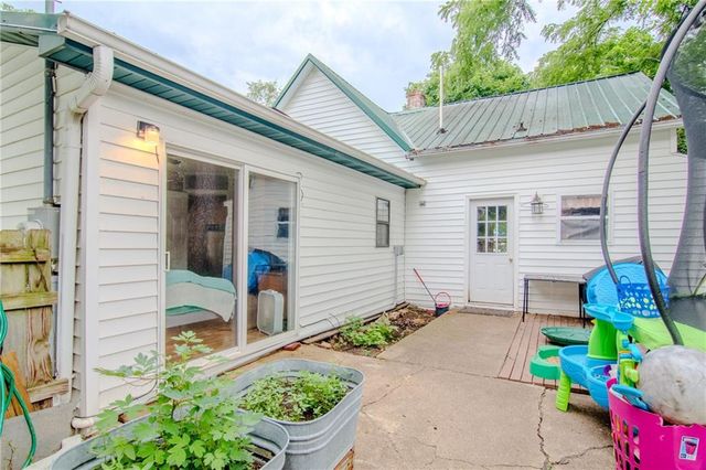 104 W Osage Street, Warsaw, MO 65355