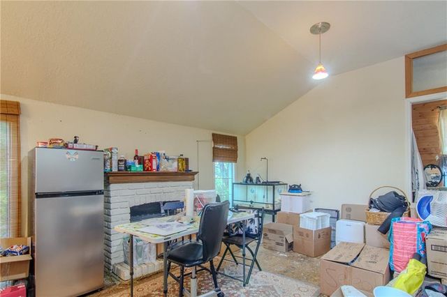 104 W Osage Street, Warsaw, MO 65355