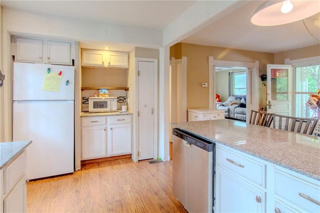104 W Osage Street, Warsaw, MO 65355