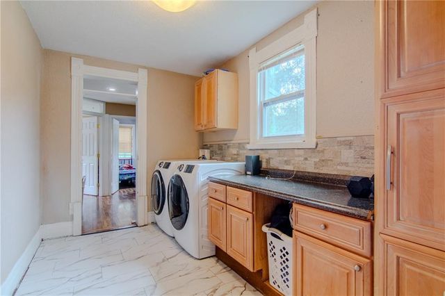 104 W Osage Street, Warsaw, MO 65355