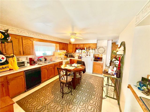 160-162 Main St, Redstone Twp, PA 15413