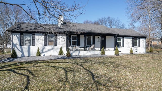 2331 Ravenwood Dr, Murfreesboro, TN 37129