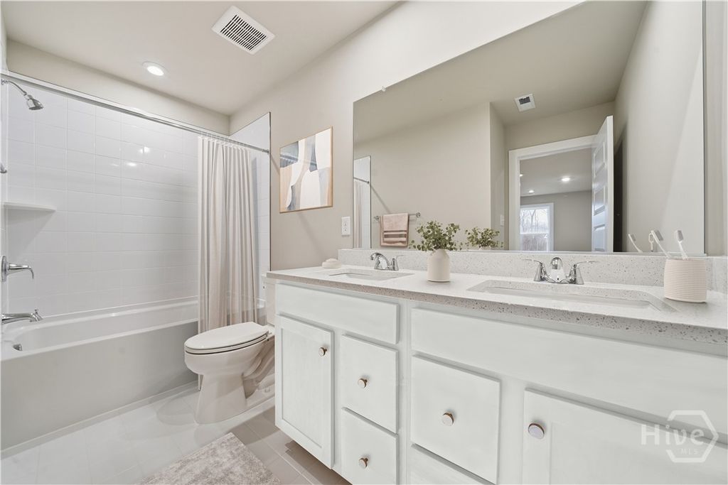 Image 11 of property listing at 107 Miller Chapel Boulevard, Guyton, GA 31312