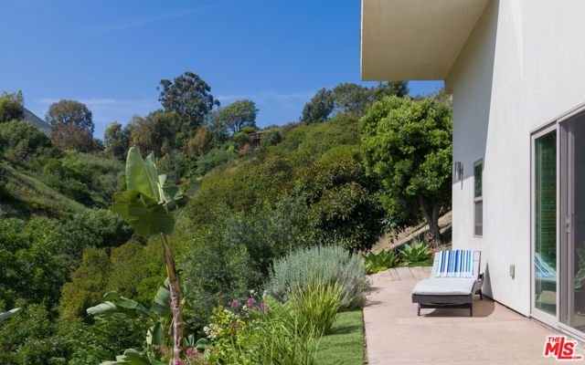 5787 Calpine Drive, Malibu, CA 90265