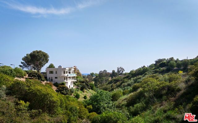 5787 Calpine Drive, Malibu, CA 90265