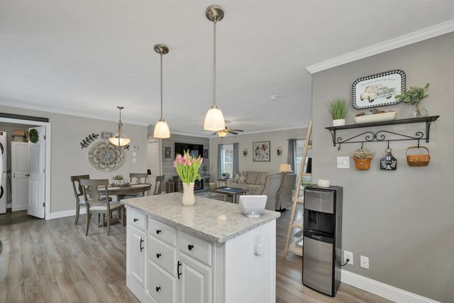 3 Slate Run, North Hampton, NH 03862
