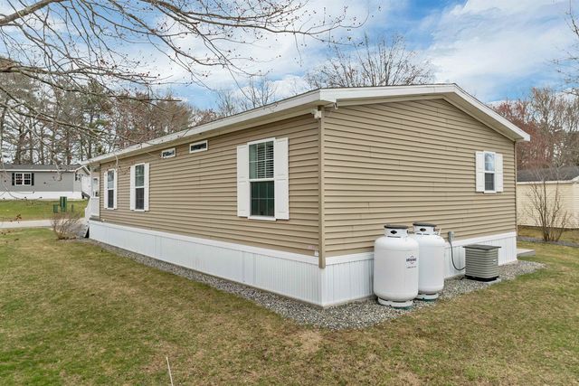 3 Slate Run, North Hampton, NH 03862