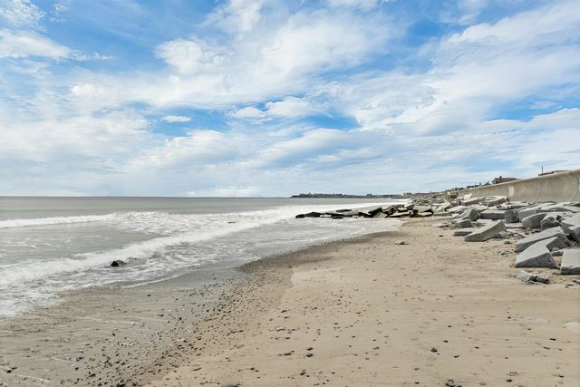 3 Slate Run, North Hampton, NH 03862