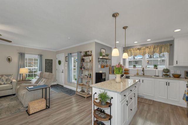 3 Slate Run, North Hampton, NH 03862
