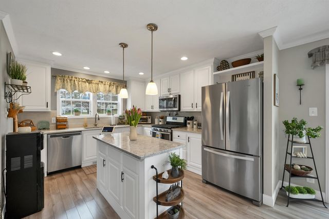 3 Slate Run, North Hampton, NH 03862
