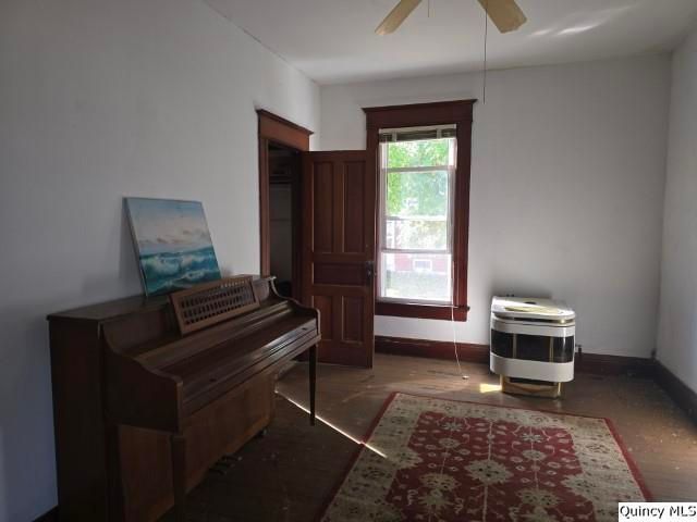 102 Center Street, Augusta, IL 62311