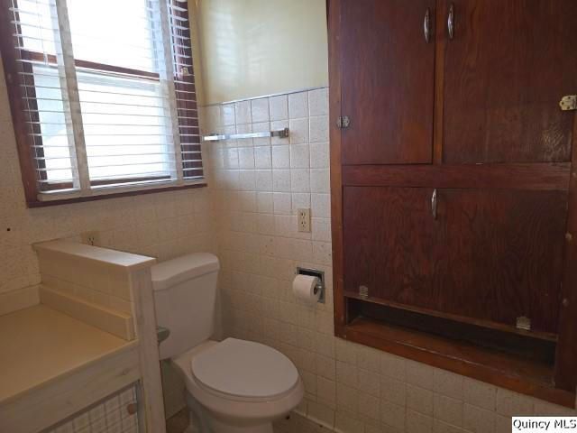 102 Center Street, Augusta, IL 62311