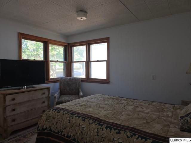 102 Center Street, Augusta, IL 62311