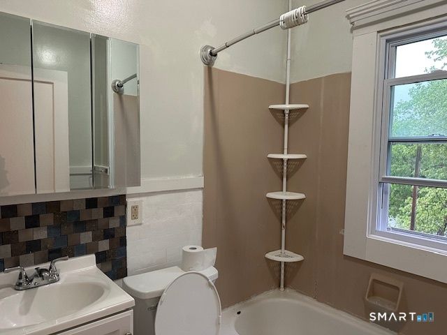 23 Chestnut Avenue, Torrington, CT 06790