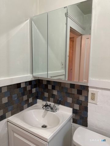23 Chestnut Avenue, Torrington, CT 06790